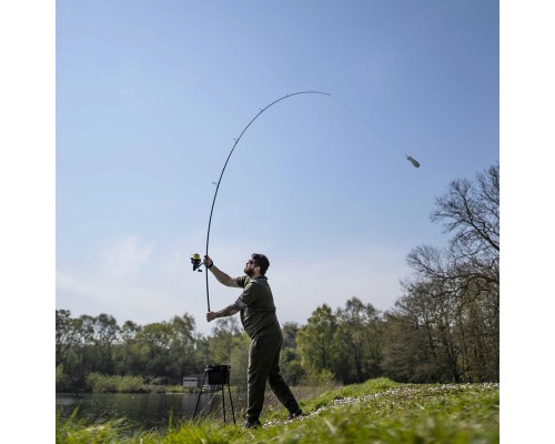 Прикормочная станция AVID CARP Lokdown Bucket Stand